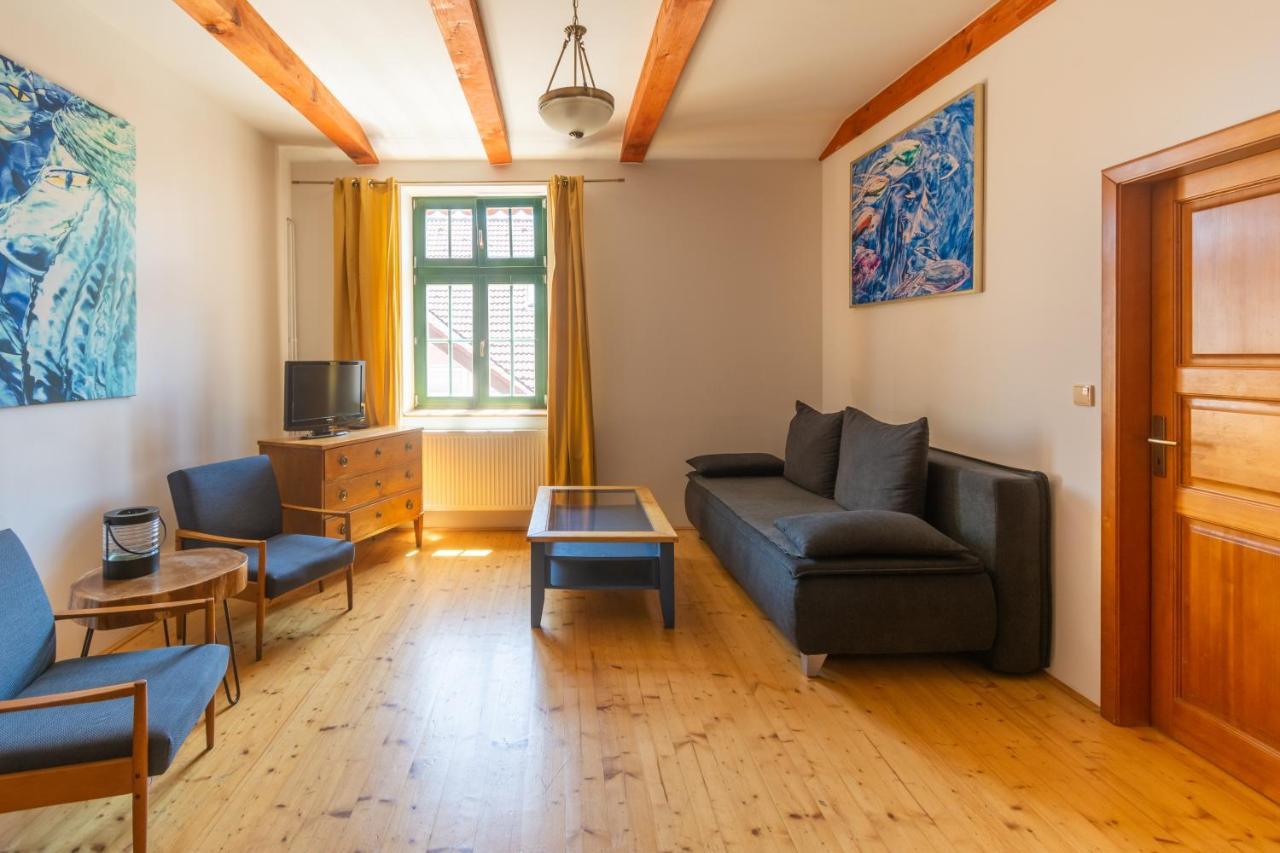 Apartment Sirius E In Center Of Cb Ceske Budejovice Eksteriør billede